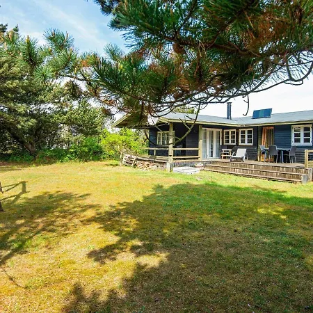 Cv Holiday home *